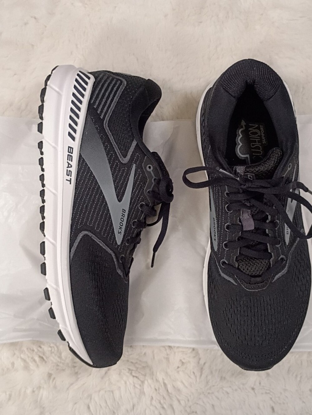 Brooks Beast 20 Men's Running Shoes Size 11.5 D Black NWOB 1103271D051